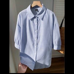 Classic Blue Stripe Short-Sleeve Button-Up Shirt - size XS